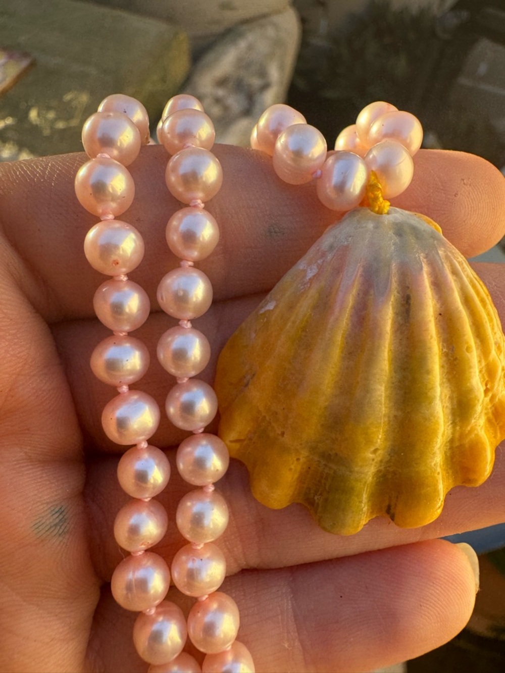 Rare Hawaii solid 10k gold genuine pearl/sunrise shell necklace-for royalty - Picture 11 of 15